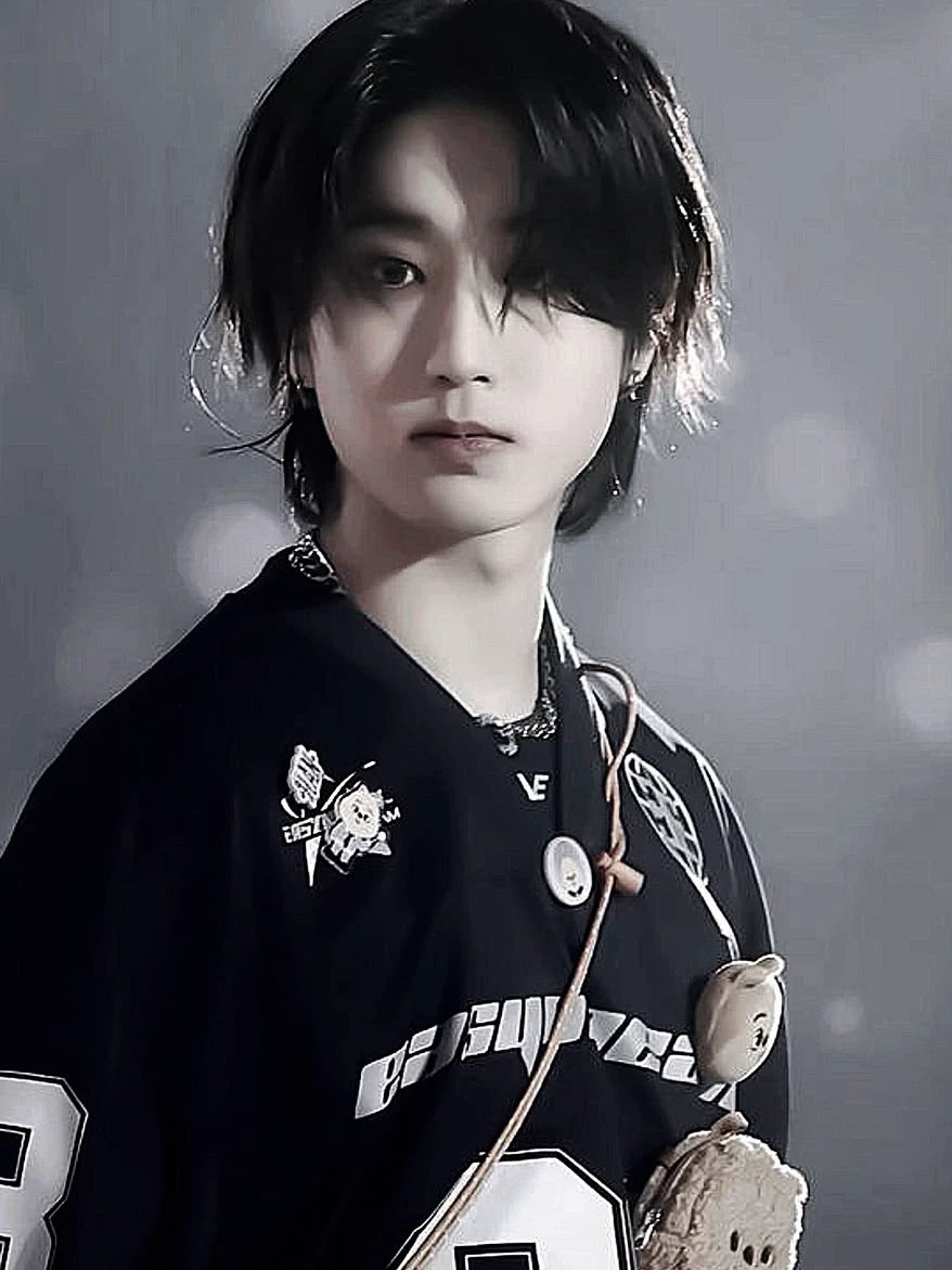 han jisung thumbnail
