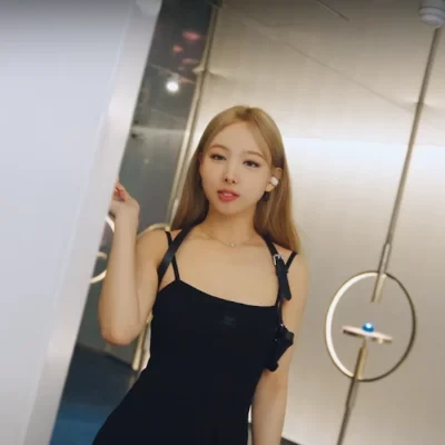 Im Na-yeon thumbnail