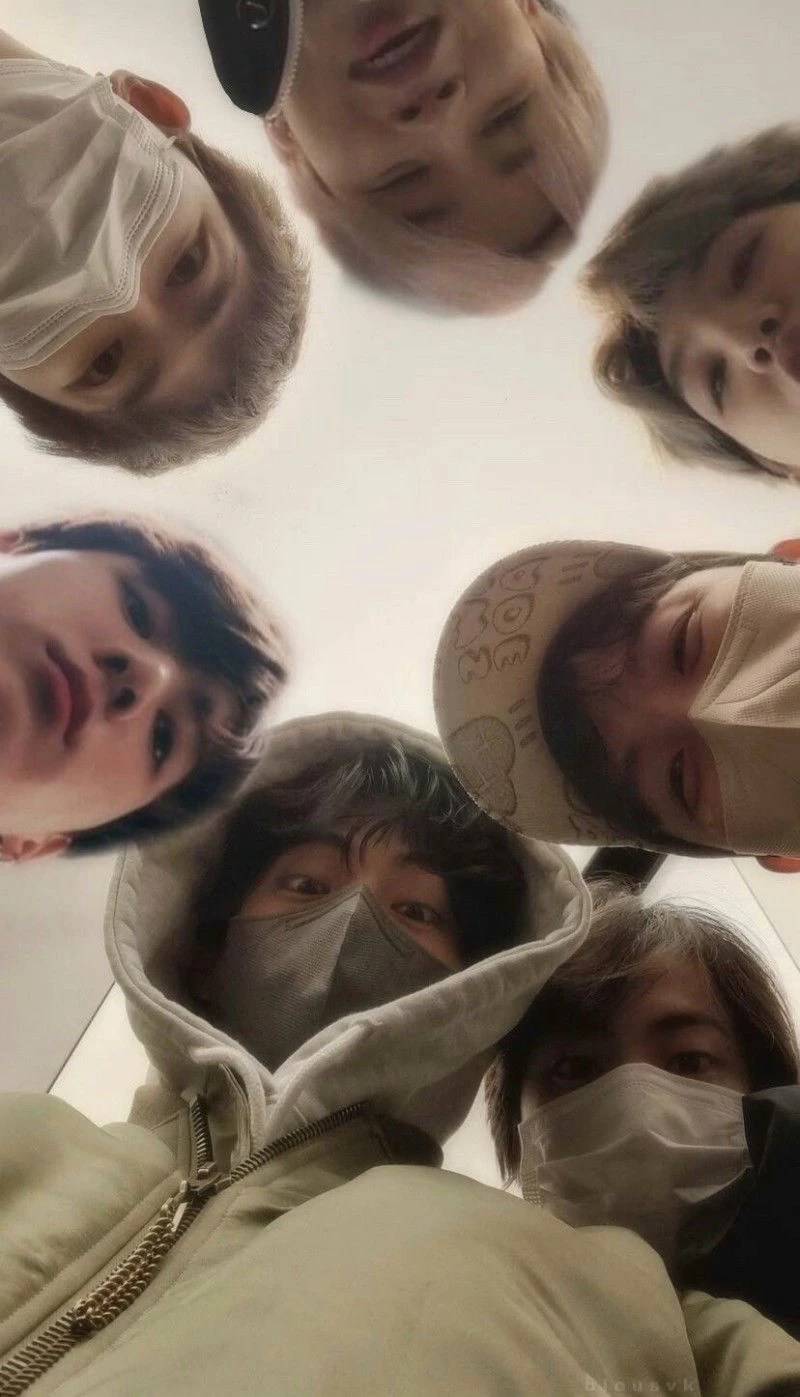 BTS  thumbnail