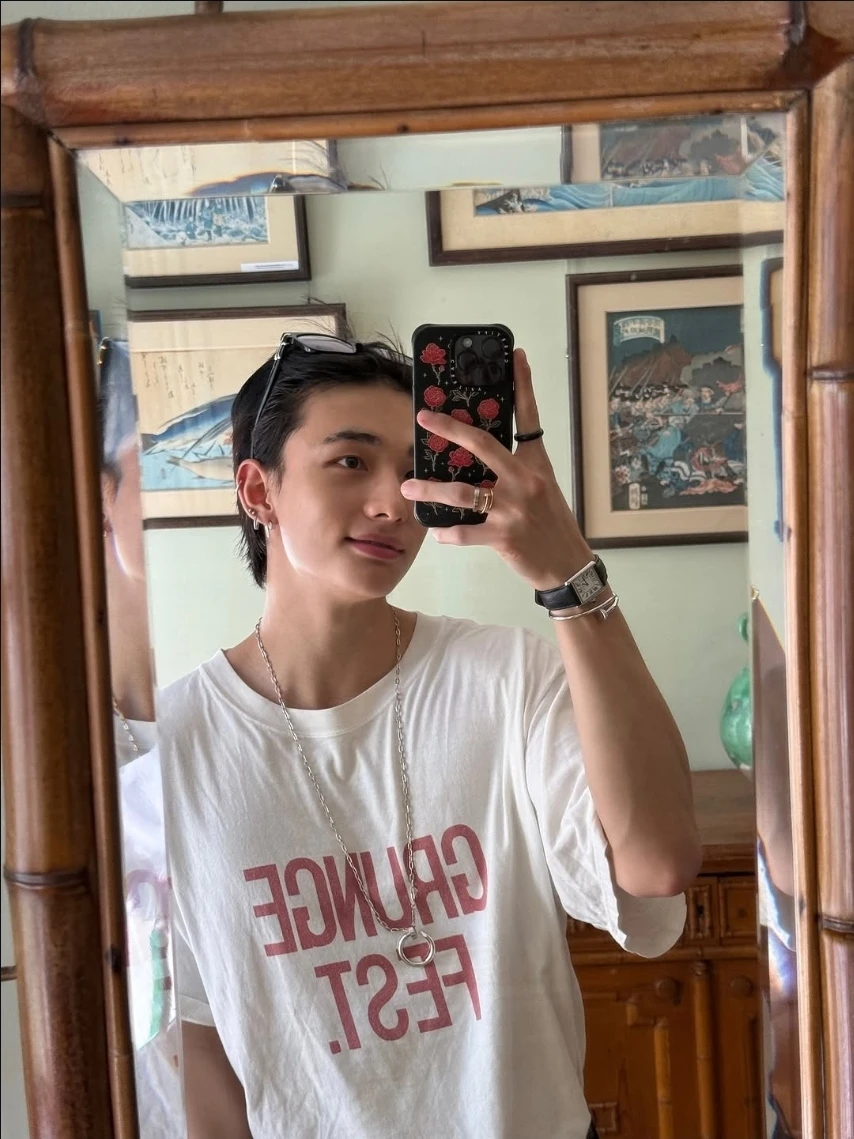 Hyunjin thumbnail
