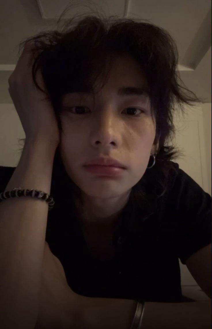 Hyunjin thumbnail