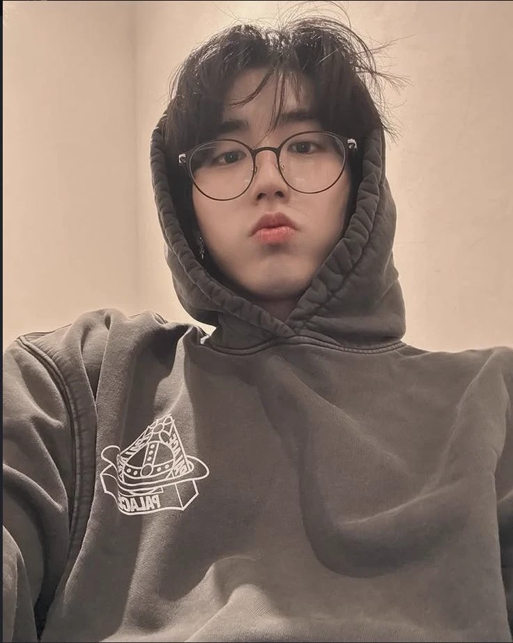 Han Jisung thumbnail