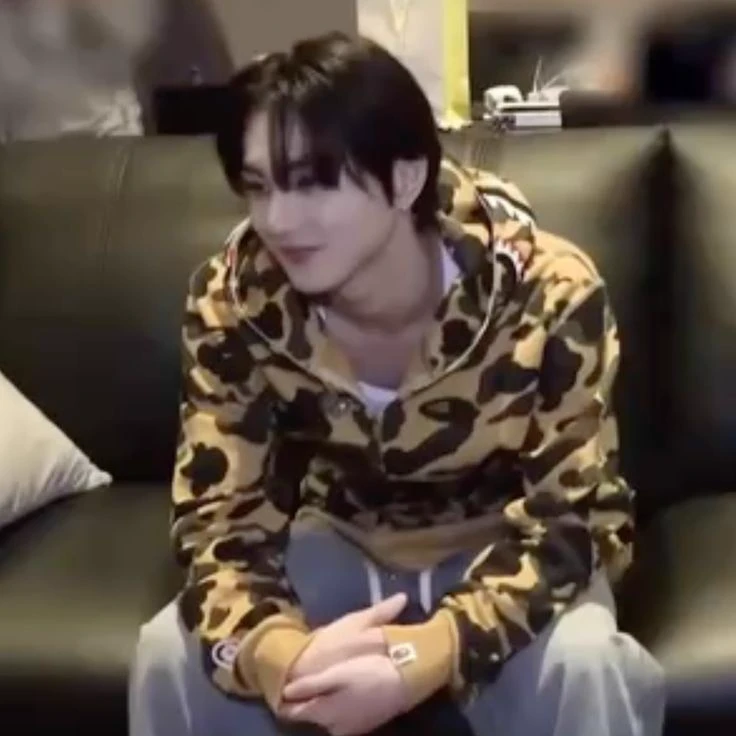 Yang Jungwon thumbnail