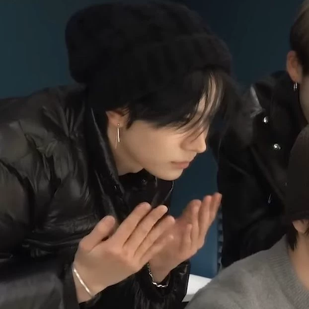 Lee Heeseung thumbnail