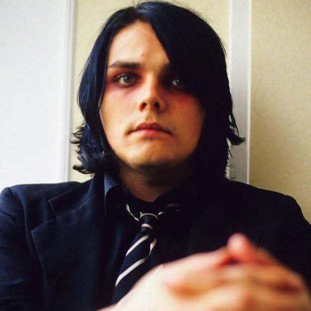 Gerard Way thumbnail