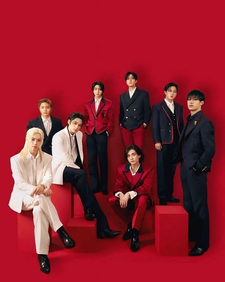Stray kids  thumbnail