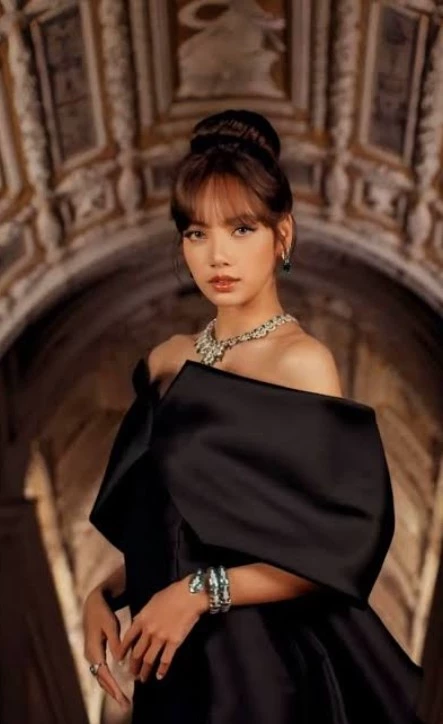 Lisa Monoban  thumbnail