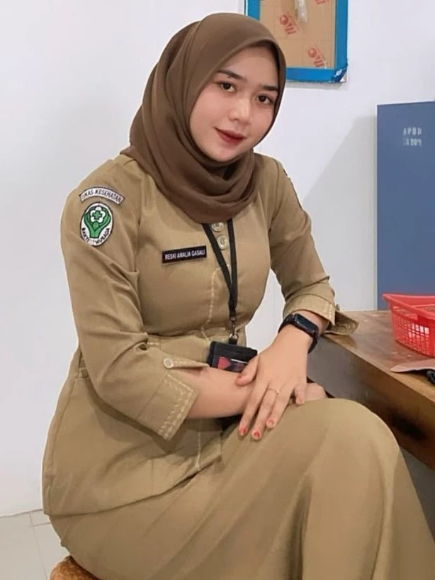 Sis Reski Health Service: Sirkel Gabut Office ✨ thumbnail