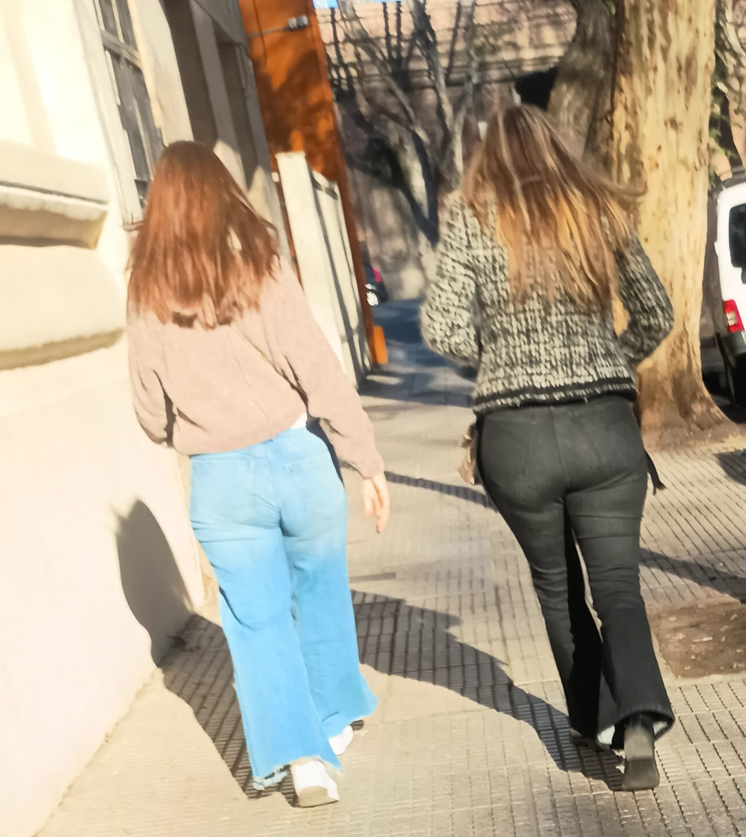 Irina, 18 years old, and Jorgelina, 50 years old thumbnail