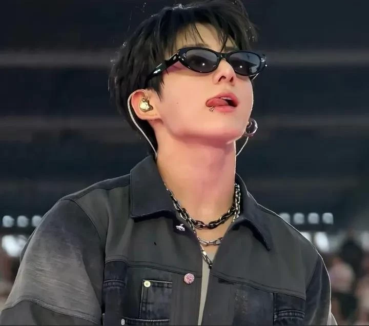 Jeon Jungkook thumbnail