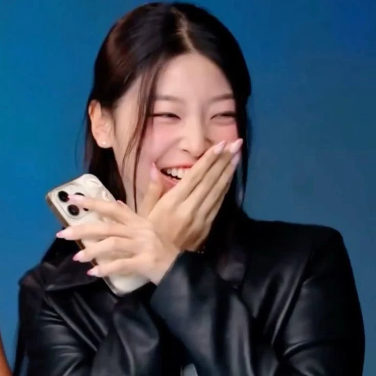 005 Jeong Yoonchae thumbnail
