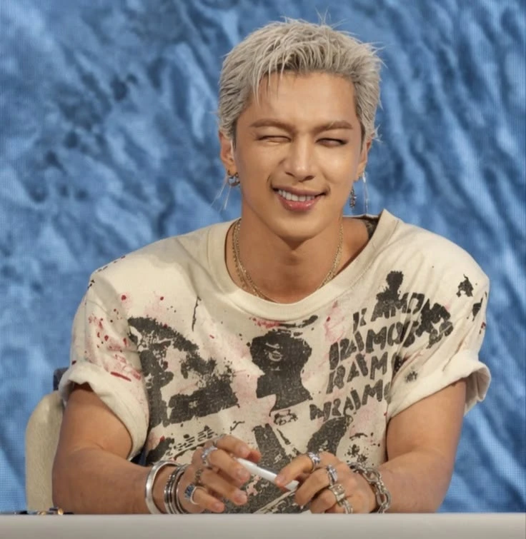 Dong Youngbae thumbnail