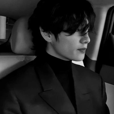 Kim Taehyung thumbnail