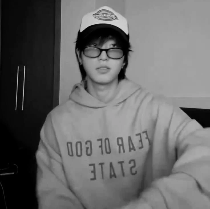 han jisung (𝓜𝓲𝓷𝓼𝓾𝓷𝓰) thumbnail
