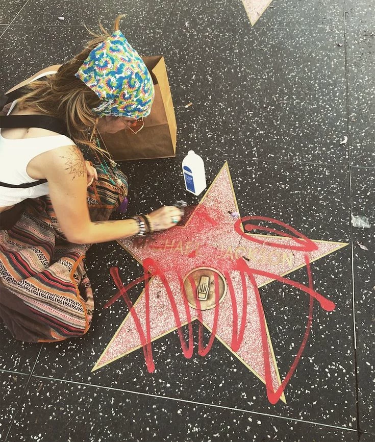Paris Jackson thumbnail