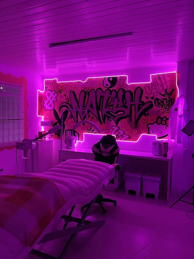 Tattoo shop thug thumbnail