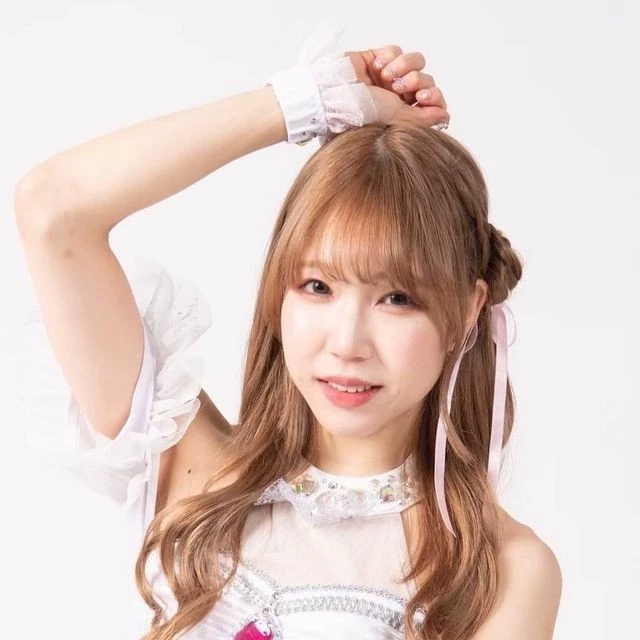 Mizuki fan
