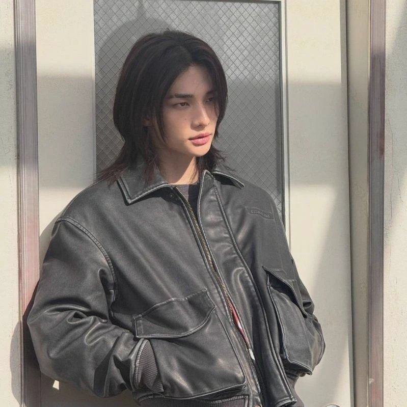 hyunjin police thumbnail