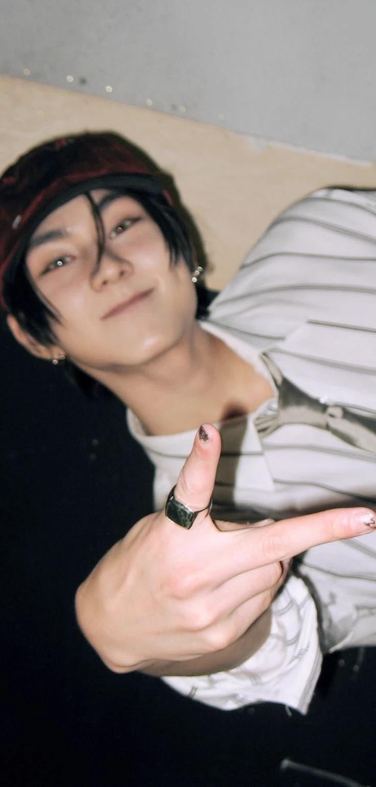 Yang Jungwon thumbnail