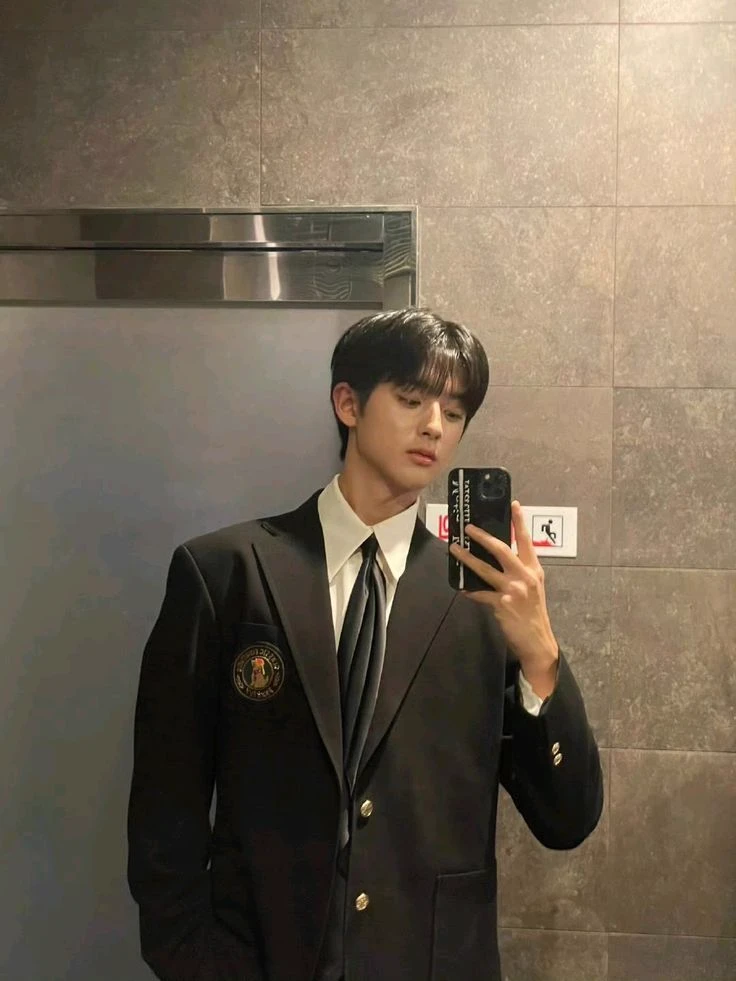 Han Seojun thumbnail
