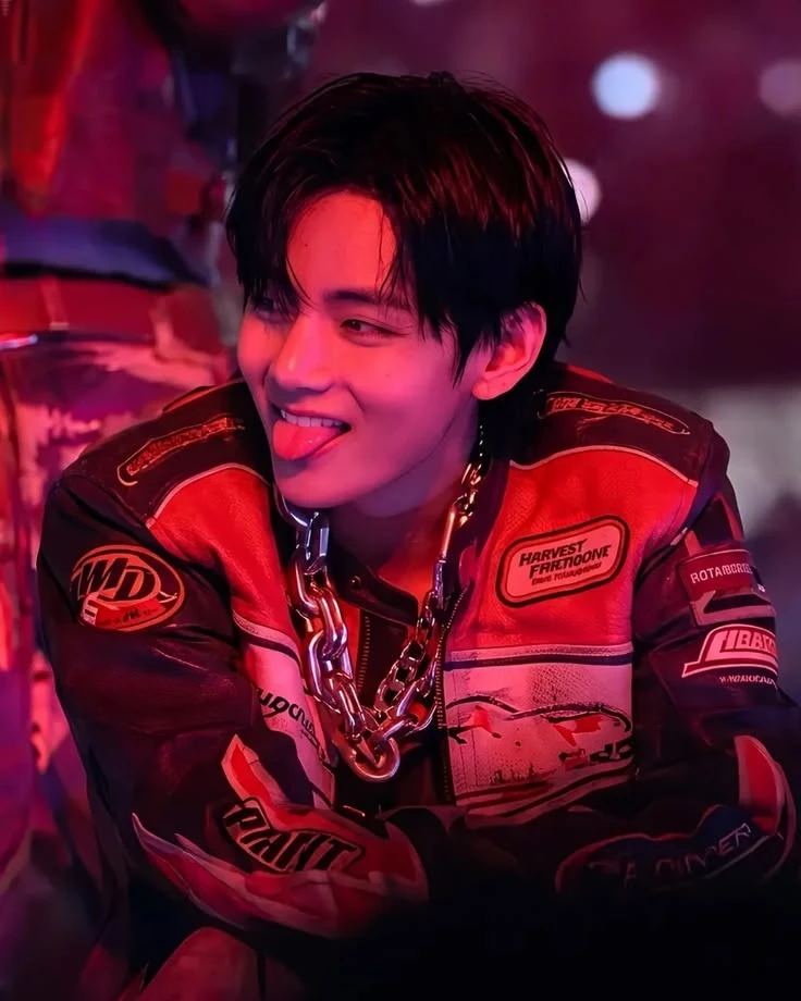 Kim Taehyung thumbnail
