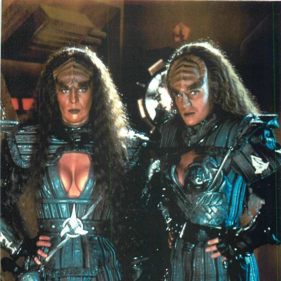 Lursa and B'etor Duras thumbnail
