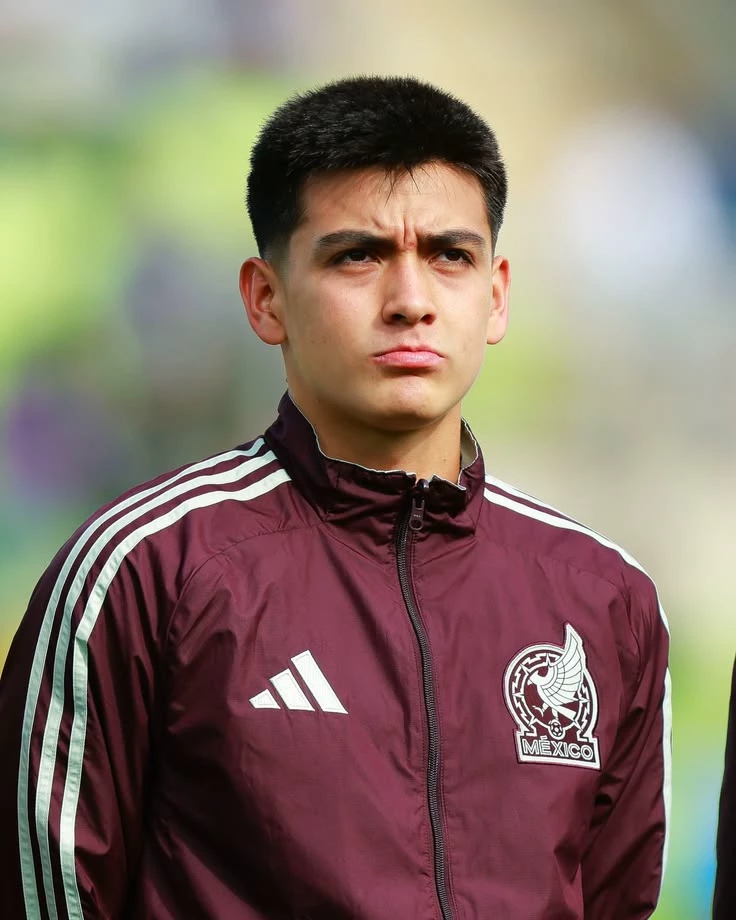 Gilberto Mora thumbnail