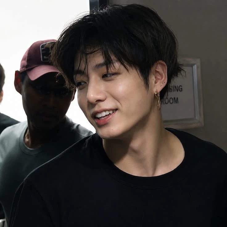 Jungkook (Alpha) thumbnail