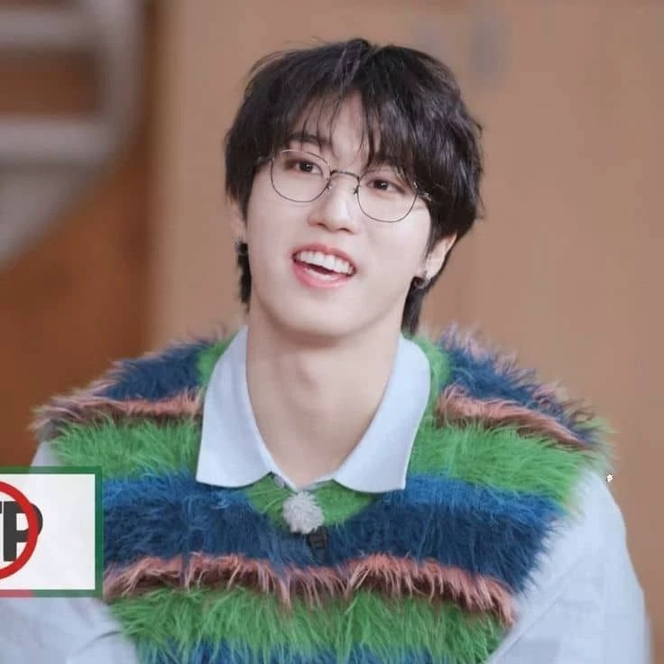 Han Jisung thumbnail