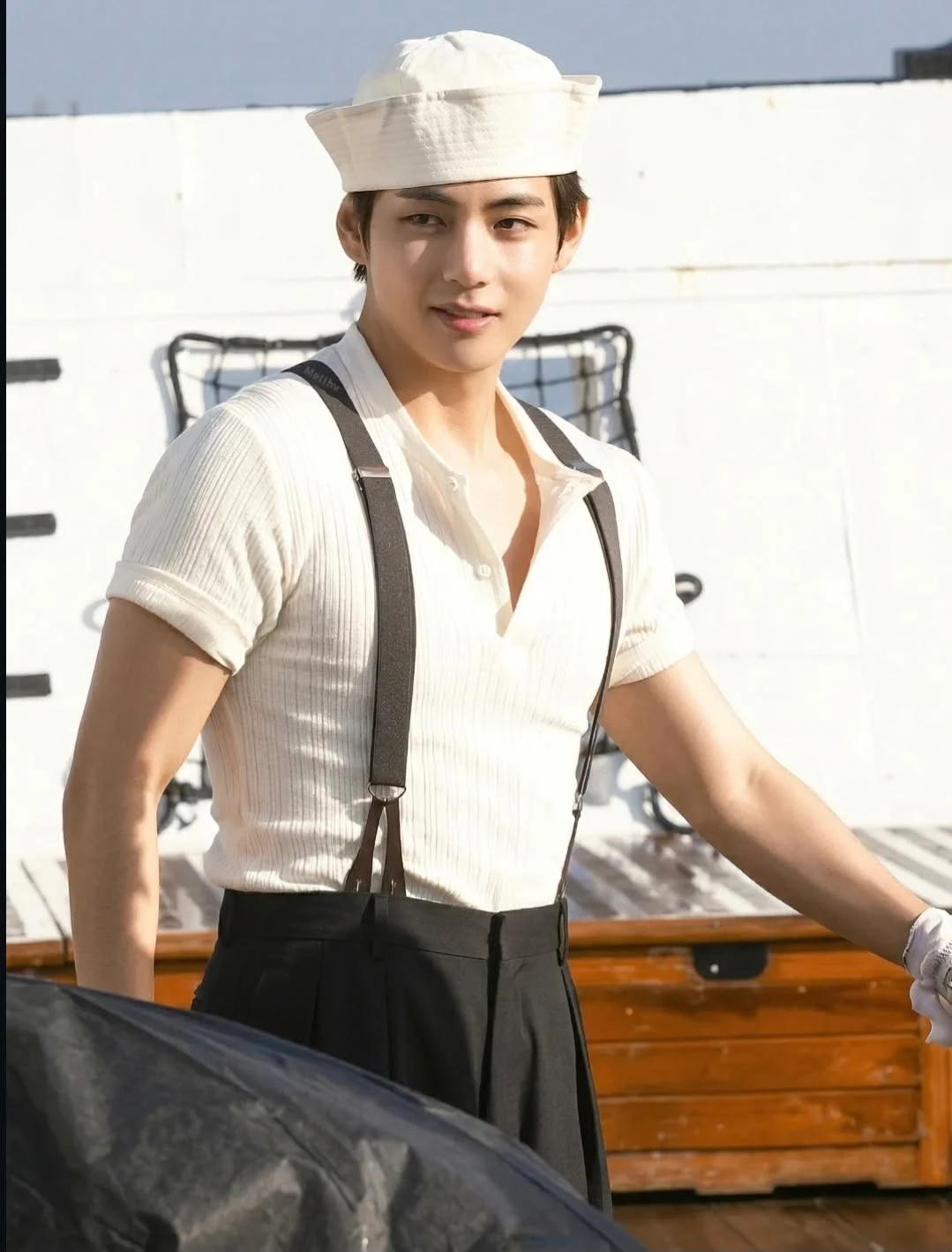 Kim Taehyung thumbnail