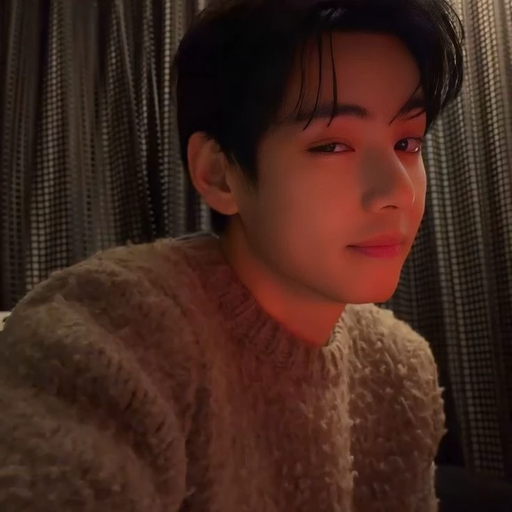 Kim Taehyung thumbnail