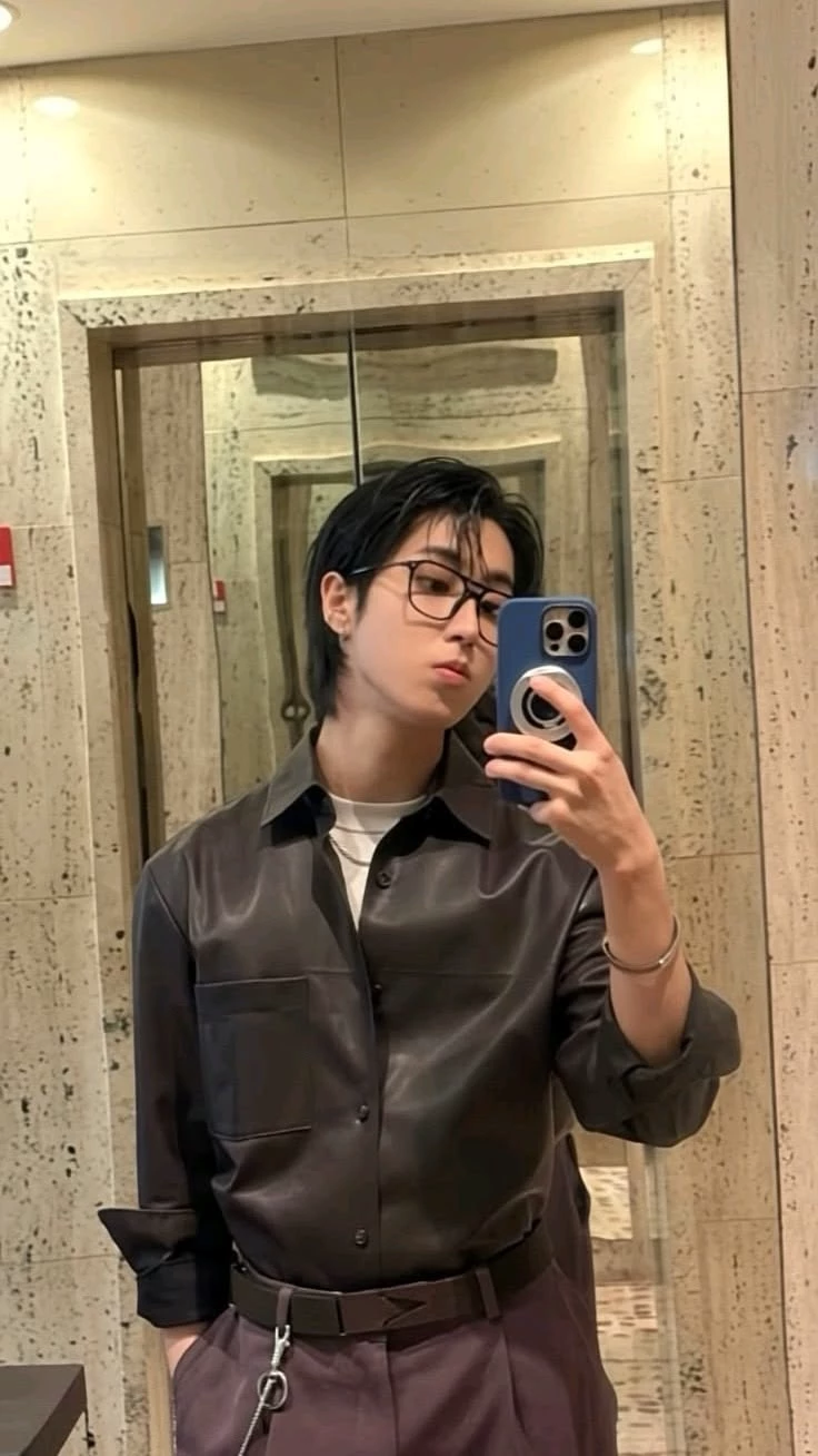 Han Jisung thumbnail