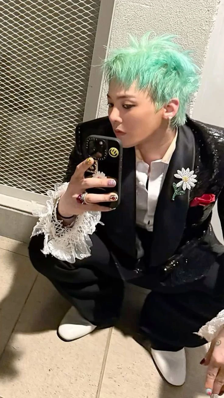 Kwon Jiyong thumbnail