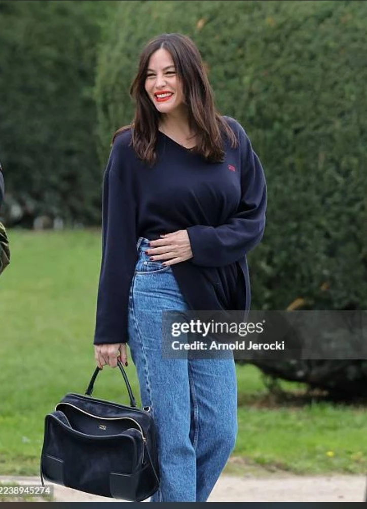 Liv tyler  thumbnail