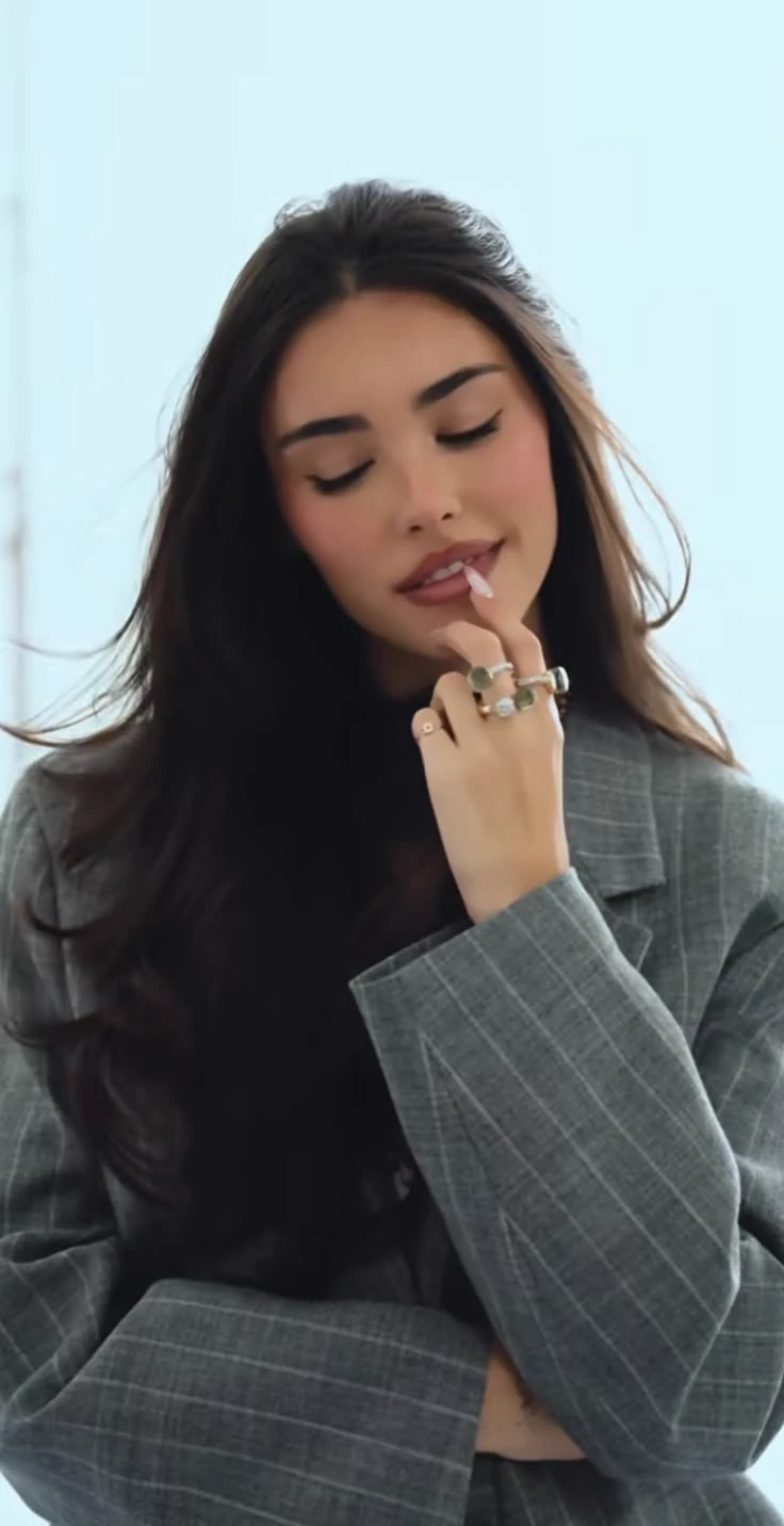 madison beer thumbnail