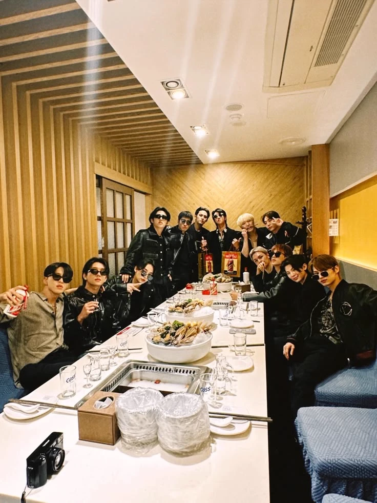 SEVENTEEN!! thumbnail