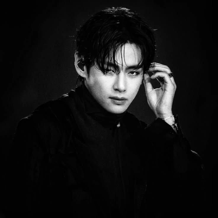 Kim Taehyung thumbnail