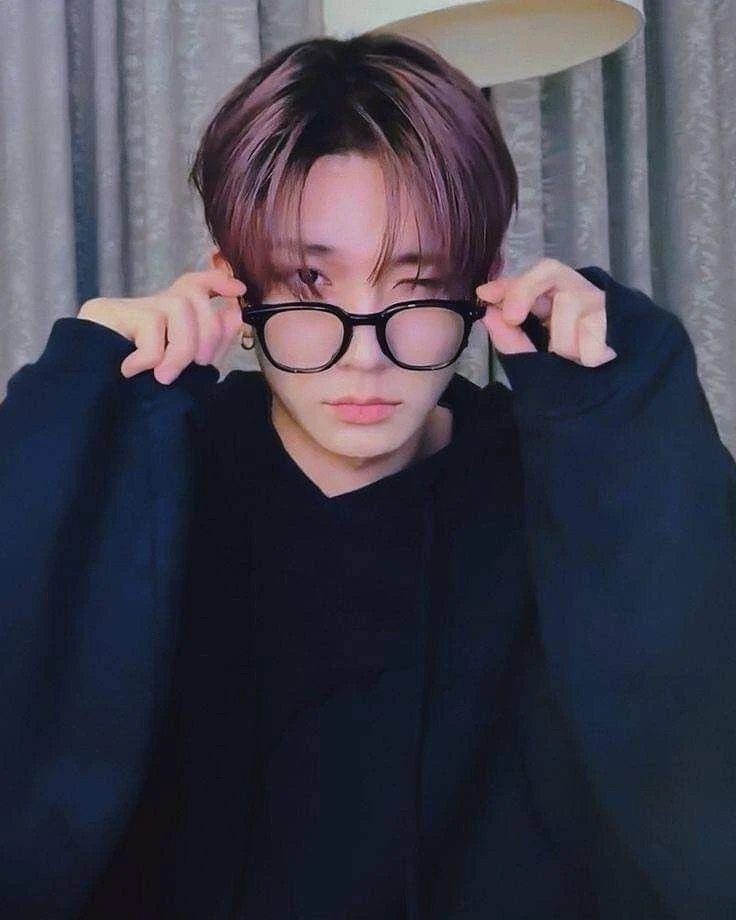 Evan - Lee heeseung thumbnail