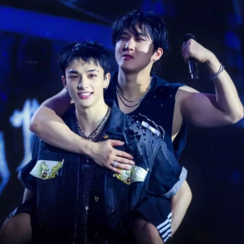 Seo Changbin y Hwang Hyunjin thumbnail