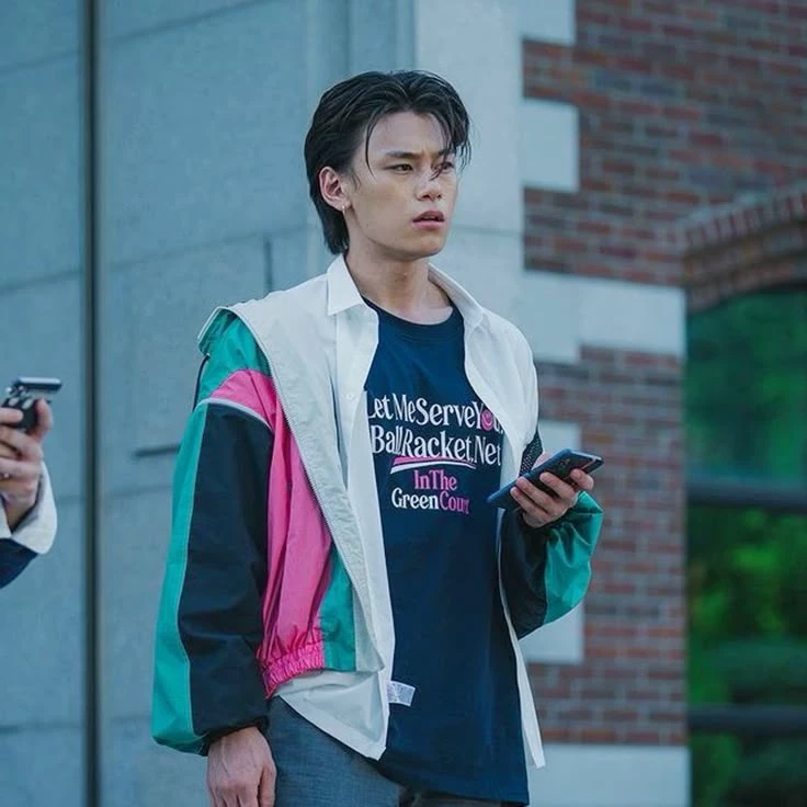 Ko Kyung-jun (Night has come,) thumbnail