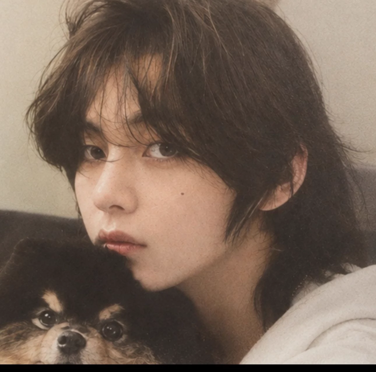 KIM TAEHYUNG thumbnail