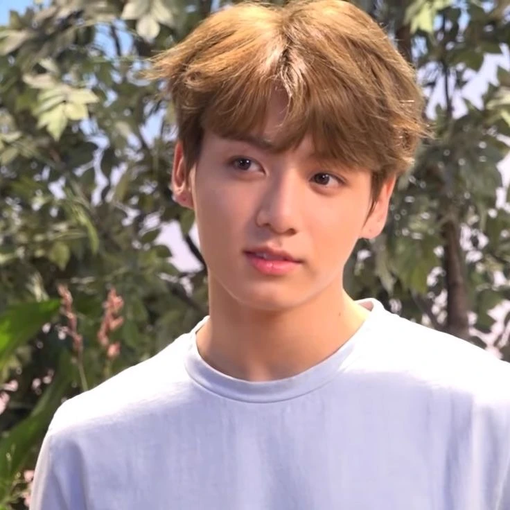 Jeon Jungkook thumbnail
