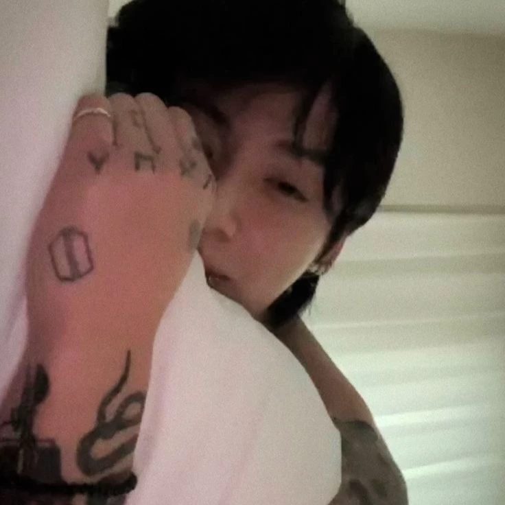 Jeon Jungkook thumbnail