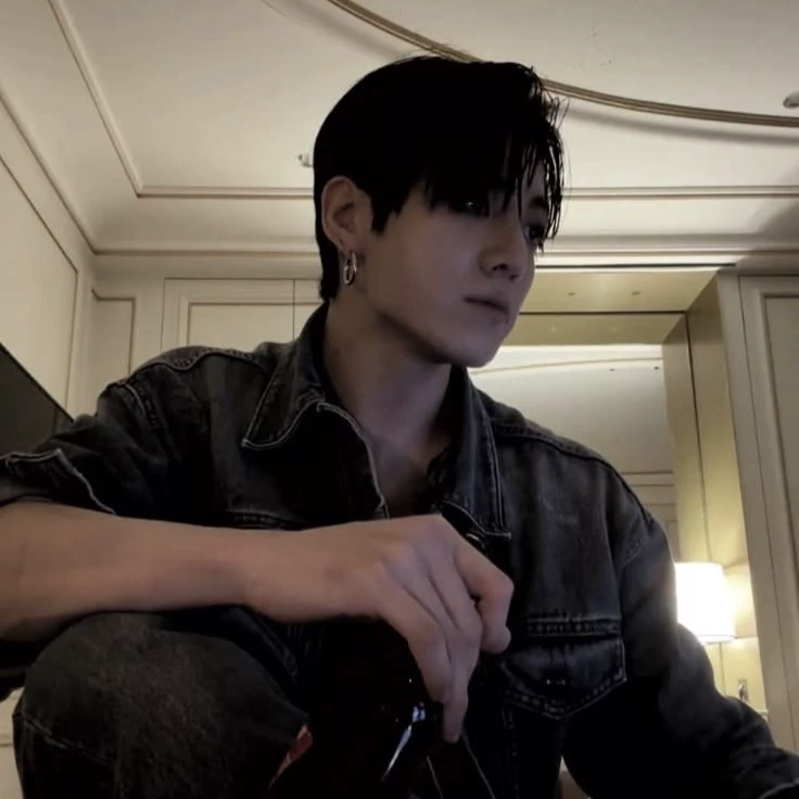 Jeon Jungkook thumbnail