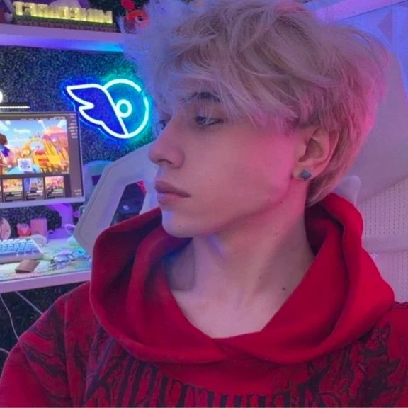 Skhones thumbnail