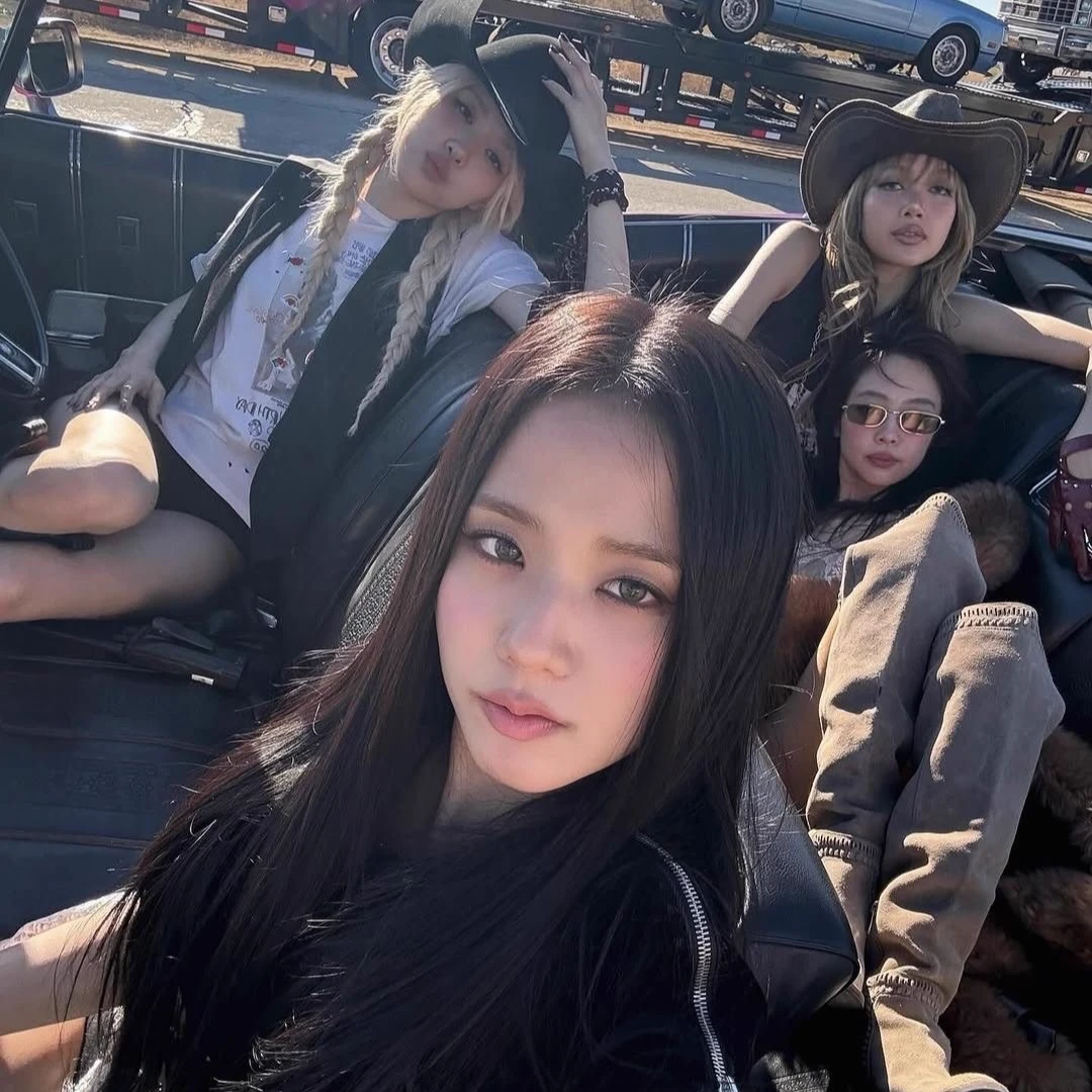 Blackpink (Rose, Jennie, Lisa, Jis thumbnail