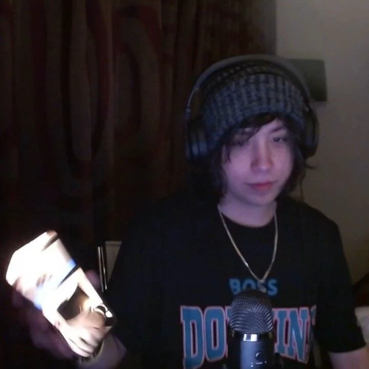 Alex Quackity thumbnail