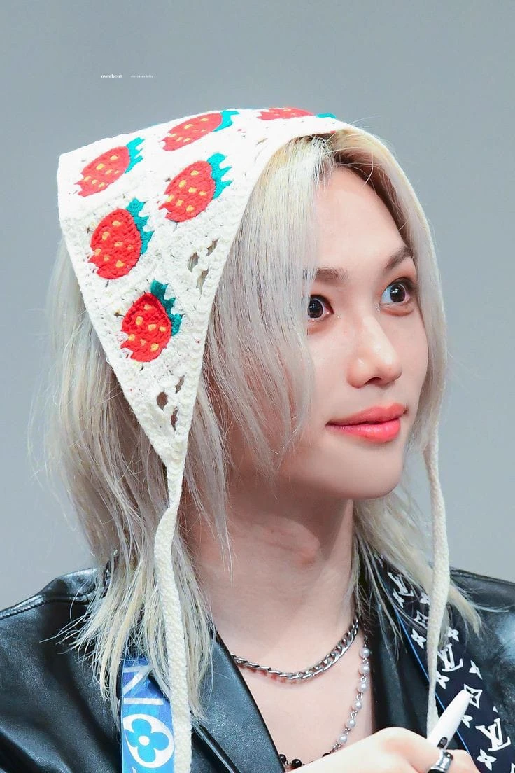 Lee Felix \| Spoiled boyfriend thumbnail