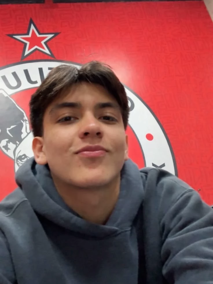 Gilberto Mora thumbnail