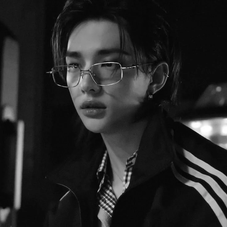 010 - Hwang Hyunjin thumbnail